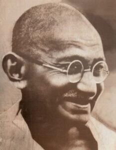 Gandhi e Sri Chinmoy, preghiera, meditazione, pace interiore
